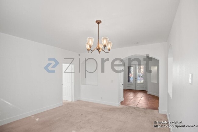 Building Photo - 207 Barcelona Dr