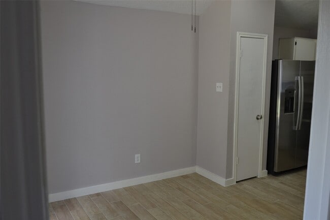 Building Photo - 9130 Autumn Harvest Dr