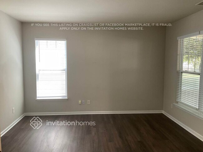 Building Photo - 15604 Carrington Ridge Dr