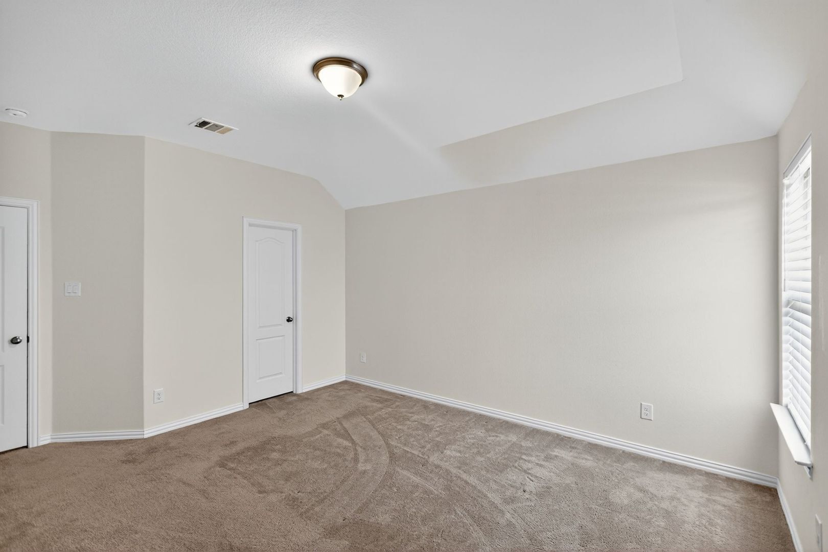 Building Photo - 112 Santo Spirit Road