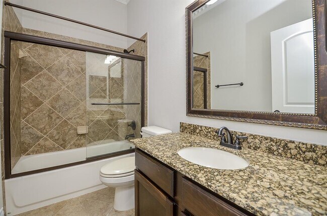 Building Photo - 27011 Cliff Pointe Ln