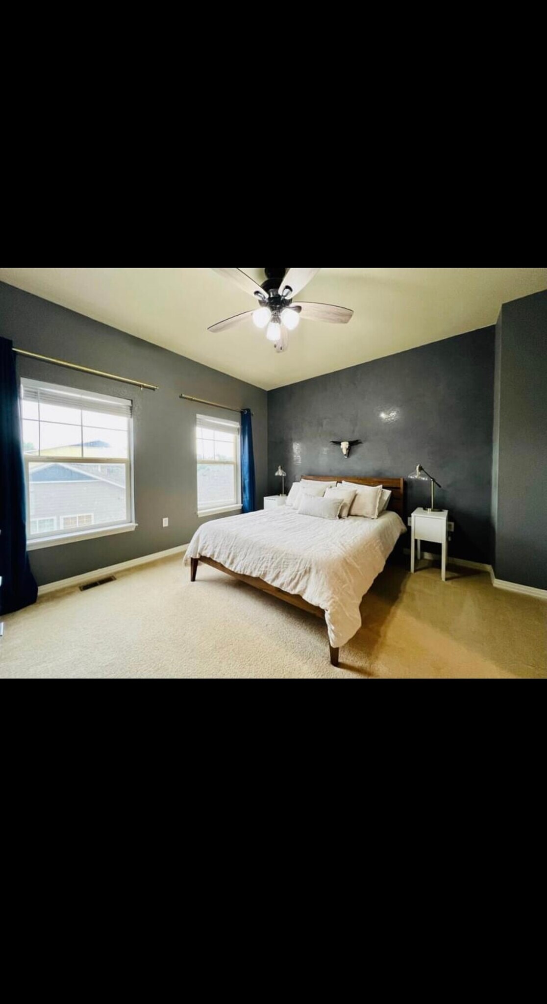 Building Photo - 9362 Amison Cir