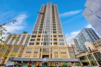 Building Photo - 1400 S Michigan Ave