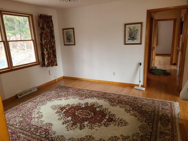 Building Photo - 10910 Harford Rd