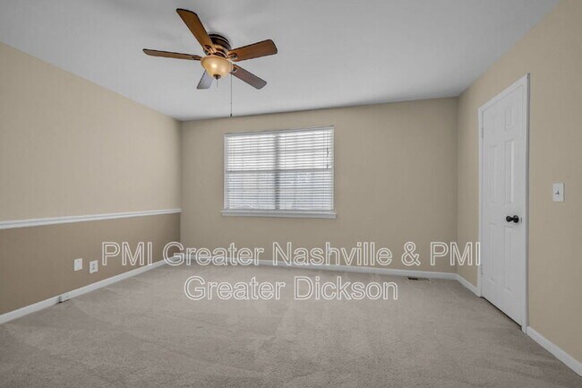 Building Photo - 8207 Sawyer Brown Rd