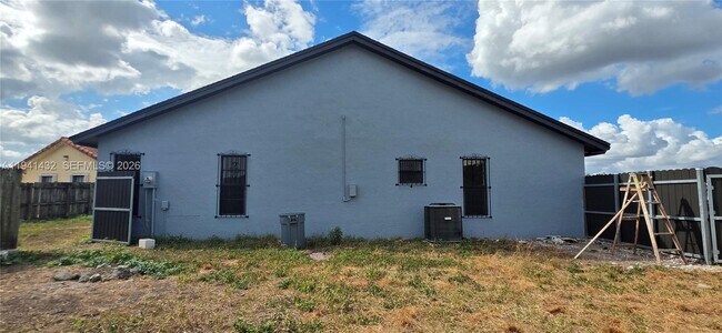 Building Photo - 15238 SW 58th Terrace