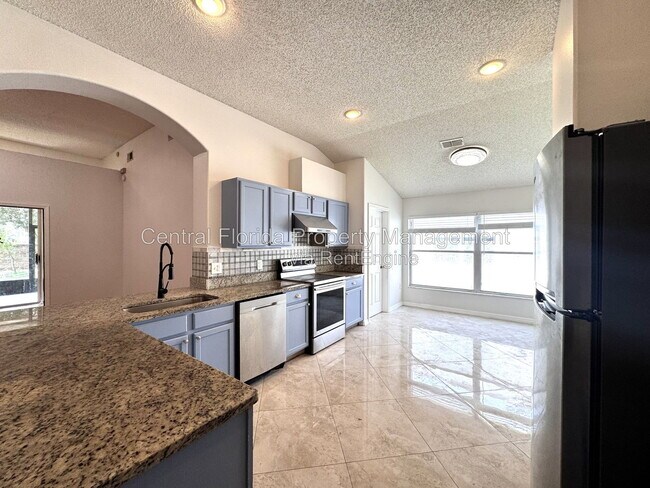 Building Photo - 3752 Becontree Pl