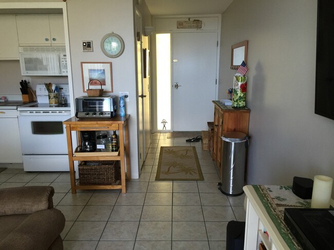 Building Photo - 497: MVT-0432