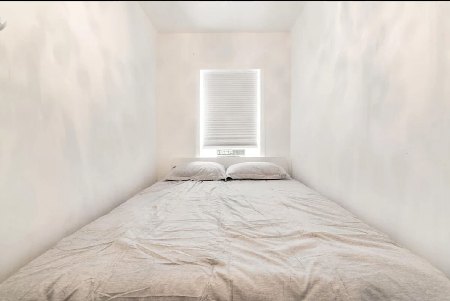 Building Photo - 600 2nd Ave