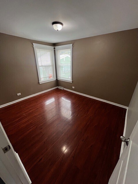 Building Photo - 114 Washington Ter