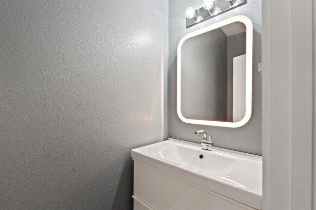 Building Photo - 11416 Flushwing Dr