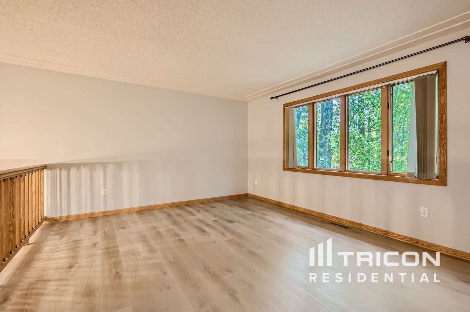 Building Photo - 54 Rosewood Dr