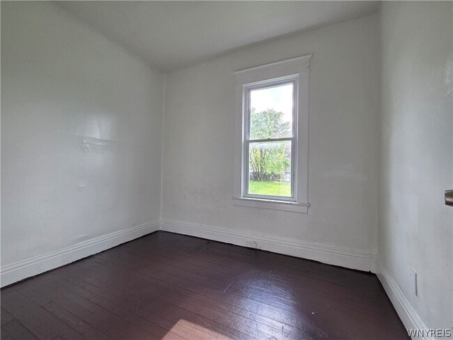 Building Photo - 67 Moeller St
