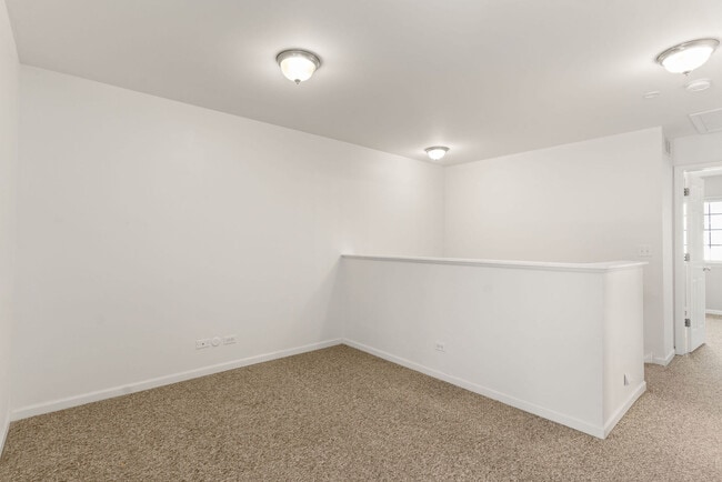 Building Photo - 712 Morris Ct