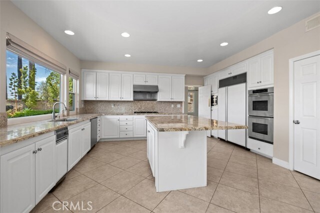 Building Photo - 22481 Ivy-Ridge