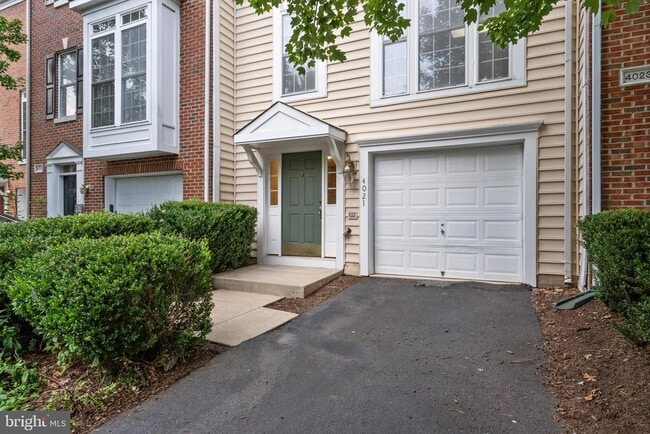 Building Photo - 4021 Fairfax Center Hunt Trail