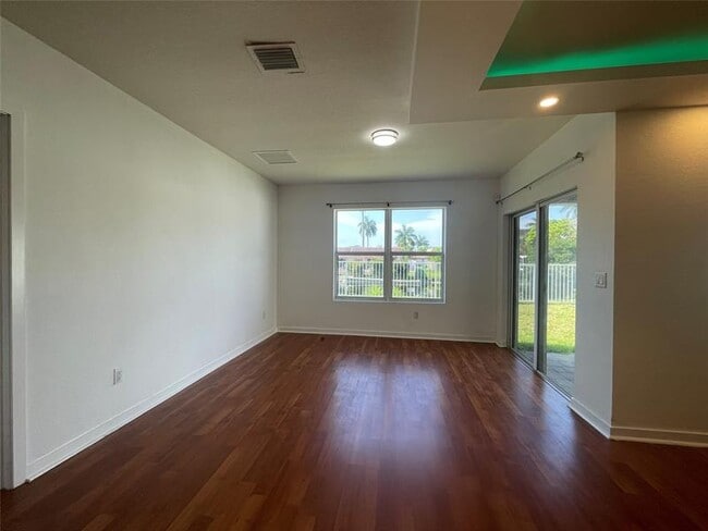 Building Photo - 1230 NW 208th St