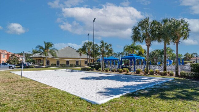 Building Photo - 8975 Majesty Palm Rd
