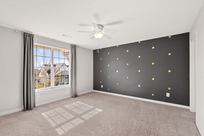 Building Photo - Former Model Home in the highly coveted Jackson Hills subdivision!