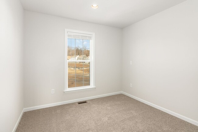 Building Photo - 3246 Parade St