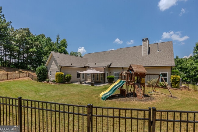 Building Photo - 120 Rosebay Ln