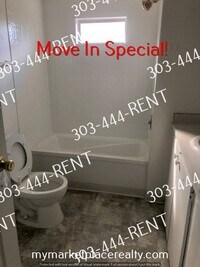 Building Photo - MOVE IN SPECIAL $400 OFF OF THE 1ST MONTHS RENT!