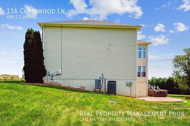 Building Photo - 116 Chriswood Ln