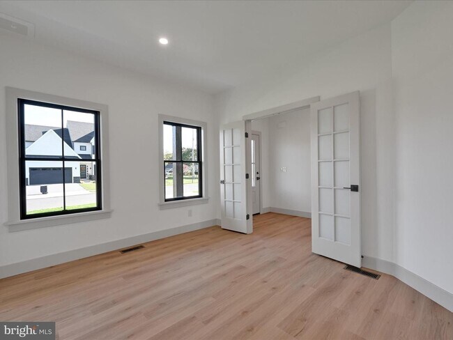Building Photo - 5780 Wild Lilac Dr