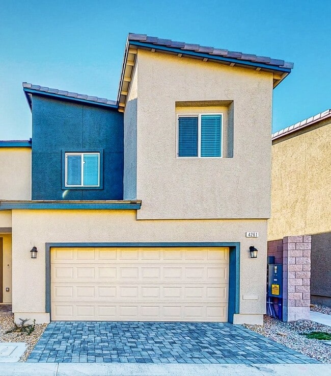 Building Photo - Cozy 2-story, 3BR 2BA townhome in a new community in North Las Vegas.