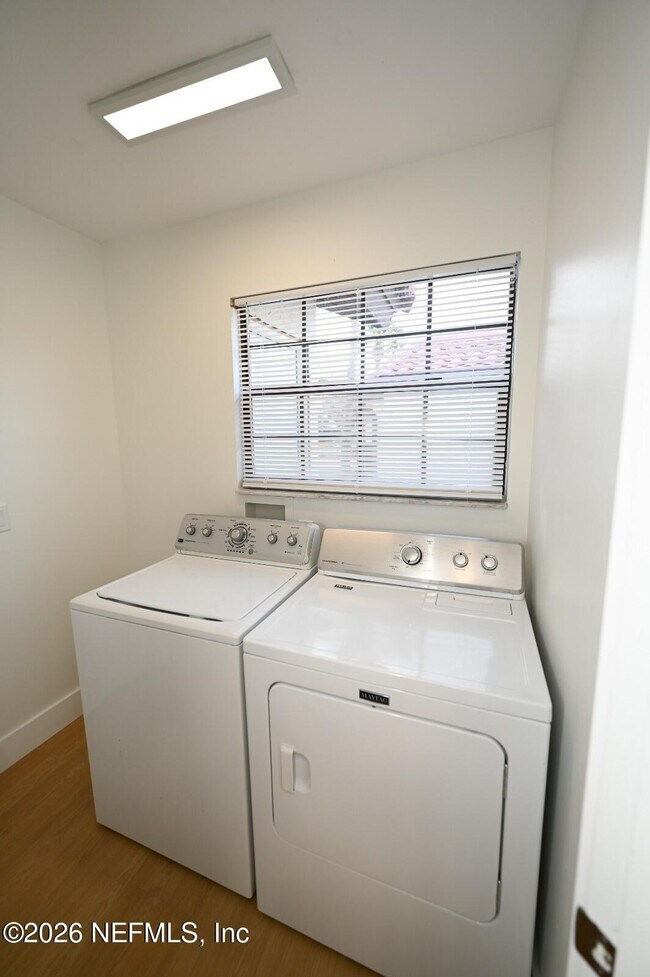 Building Photo - 4632 Corrientes Cir N