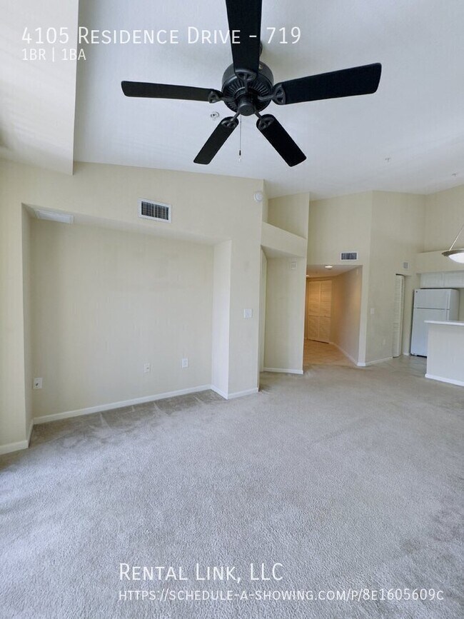 Building Photo - 4105 Residence Drive