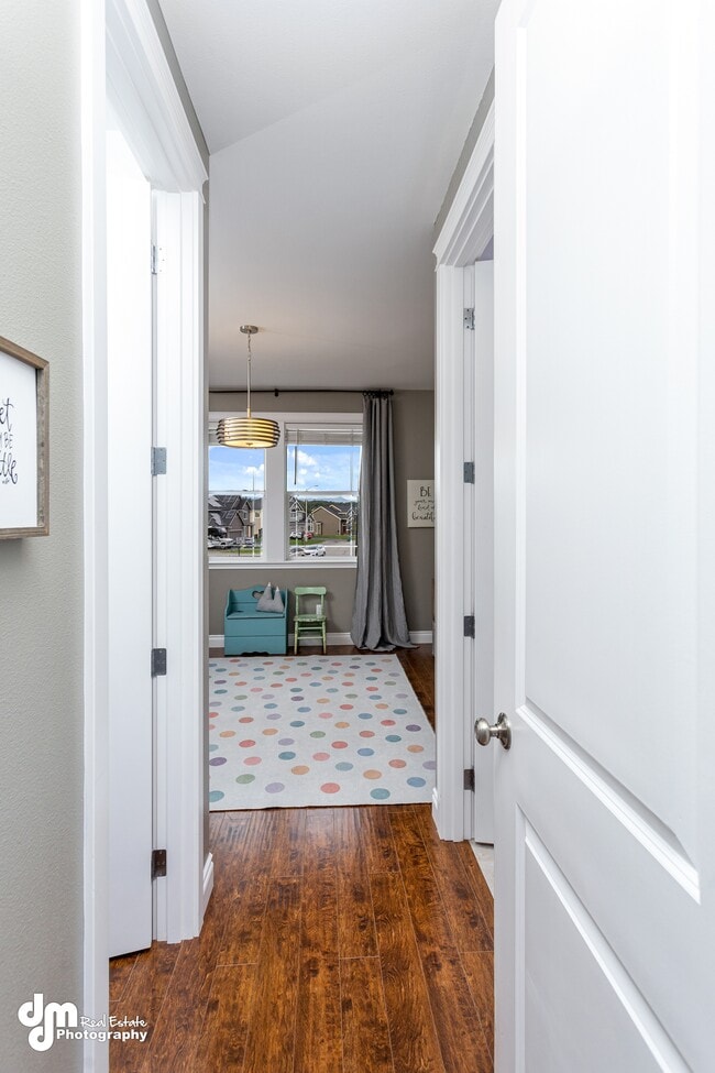 Building Photo - 5044 E Loft Cir