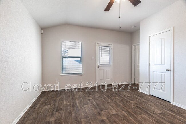 Building Photo - 11902 Mulberry Creek