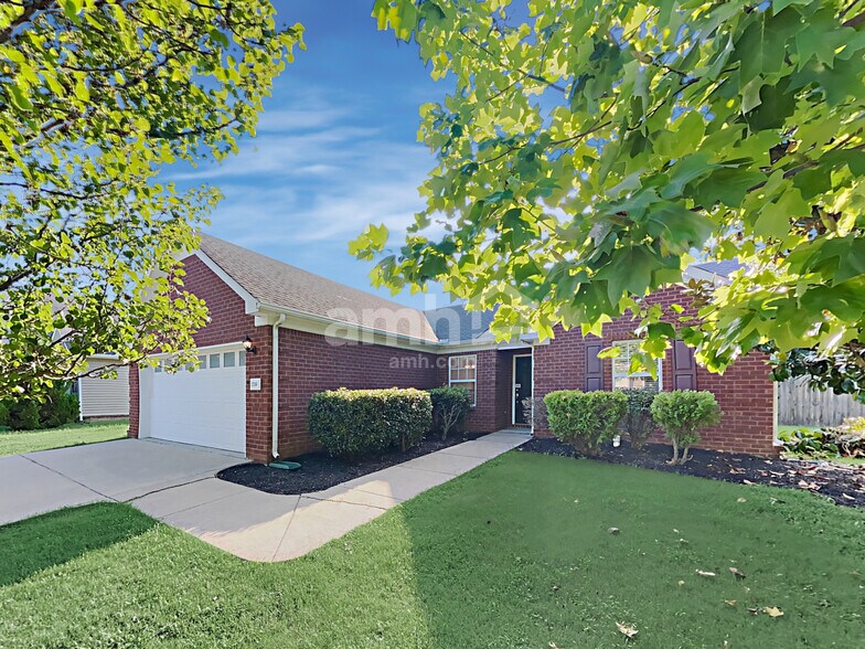 Primary Photo - 2106 Bimelech Ln