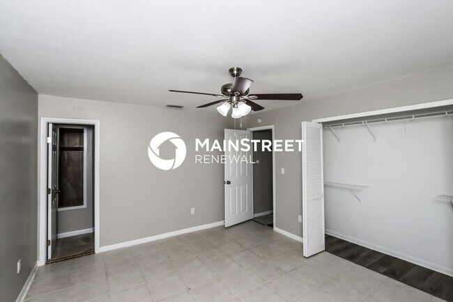 Building Photo - 3 Bedroom Pet-Friendly Home in PALM BAY, F...