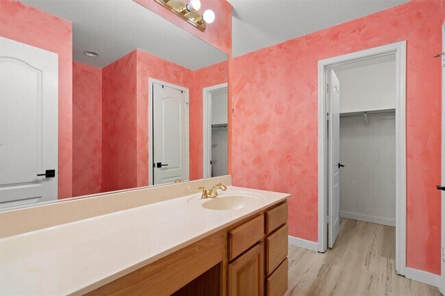 Building Photo - 8353 Steamline Cir