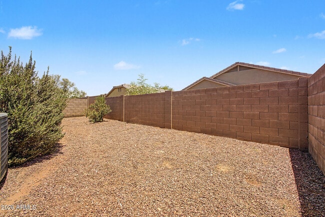 Building Photo - 16671 N 169th Ave