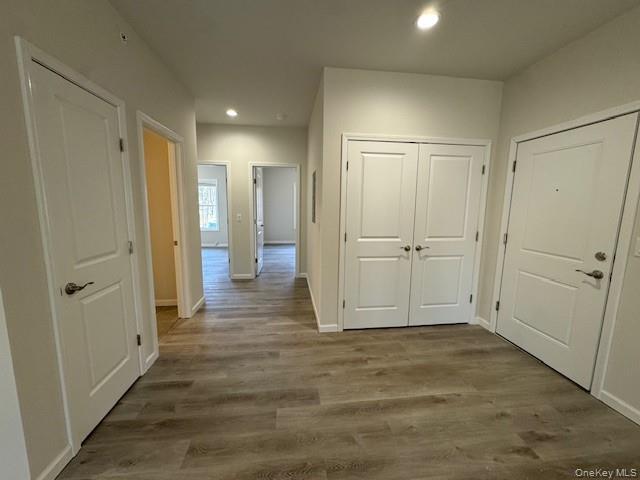 Building Photo - 4 S Hls Wy