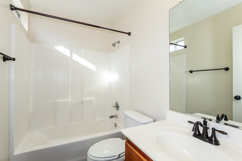 Building Photo - 12649 W Shaw Butte Dr