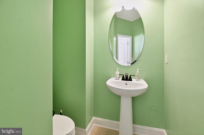 Building Photo - 16567 Bramblewood Ln