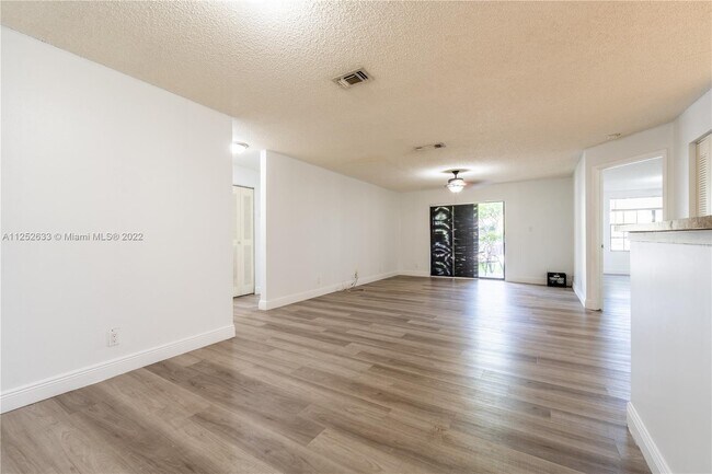 Building Photo - 11205 W Atlantic Blvd  106 Coral Springs F...