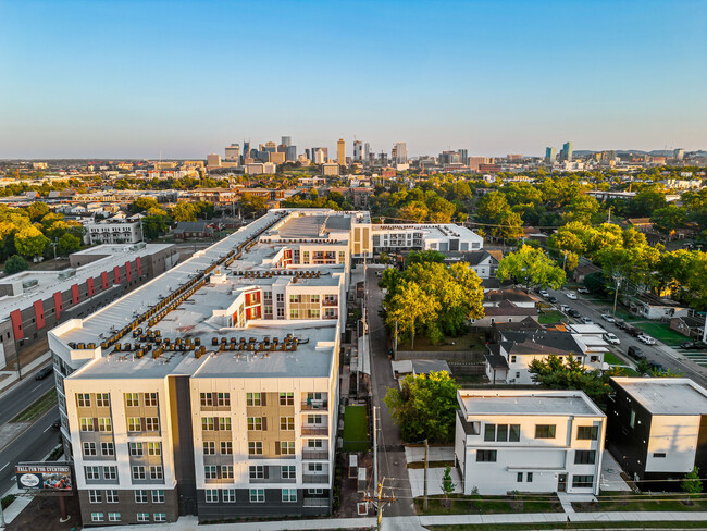 Building Photo - Towne Nashville