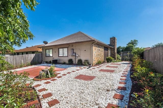 Building Photo - 809 Waverly Dr