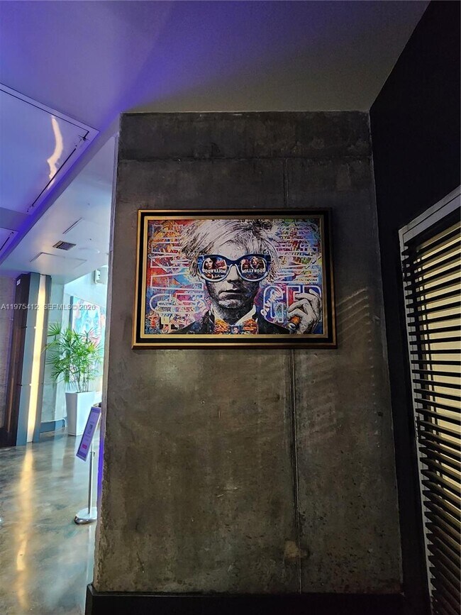 Building Photo - 690 SW 1st Ct