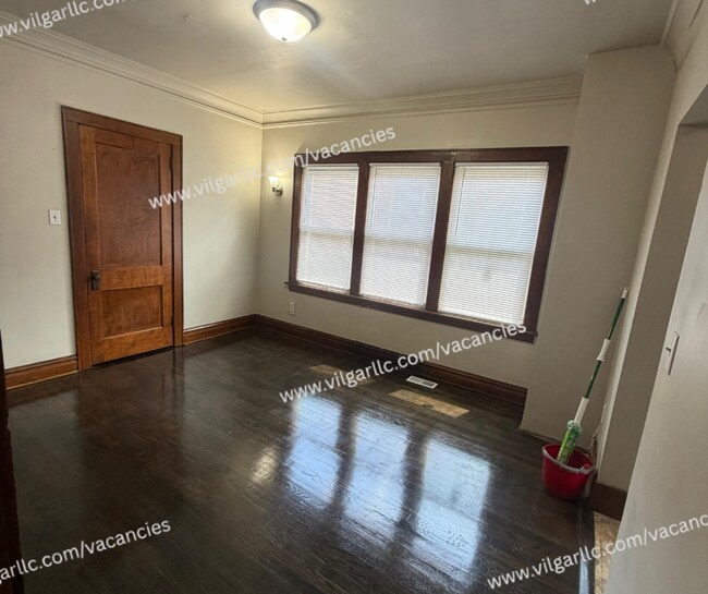 Building Photo - Newly Renovated  • 3 Bedrooms • 2 Bathroom  • 2 story Home