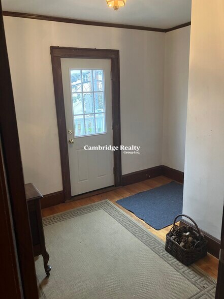 Building Photo - 93 Hillside Rd