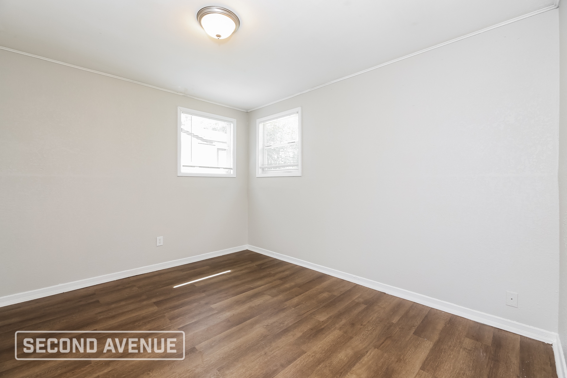 Building Photo - 4640 Suray Ave