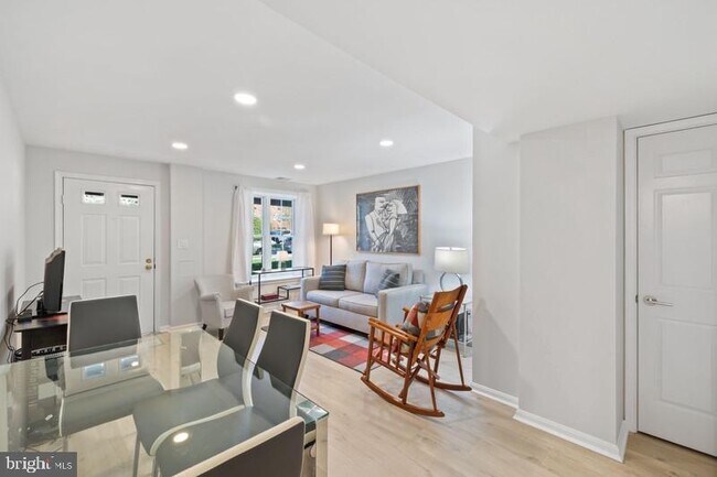 Building Photo - 6722 Offutt Ln