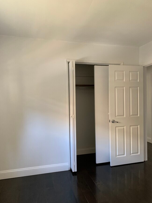 3rd bedroom - 143 Juniper Rd