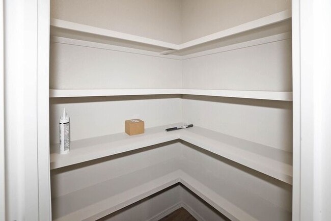 Building Photo - 4715 Scotty Dr